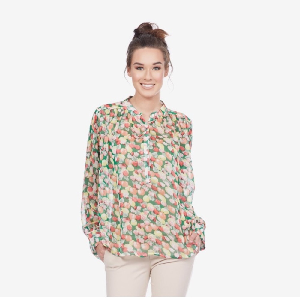 I. Madeline Floral Blouse. Long sleeve.